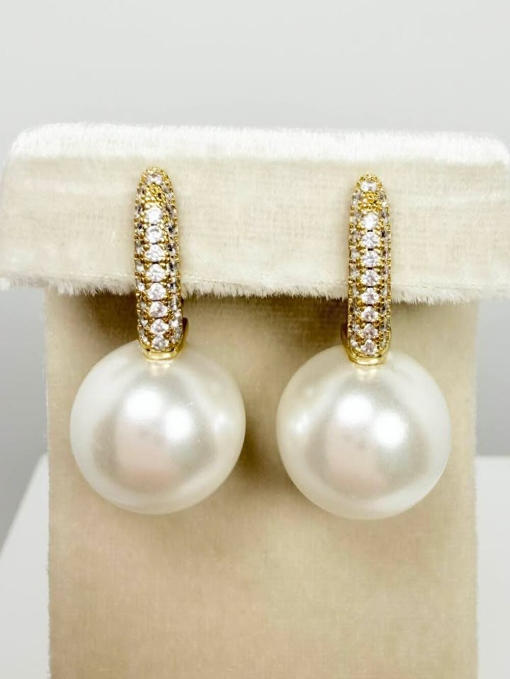 Genuine Freshwater Shell Pearl Earrings 14.5 mm